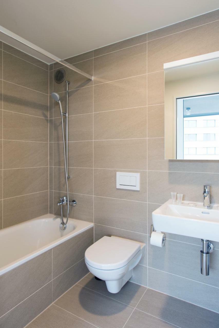 Hitrental Messe Apartments Basel Exteriör bild
